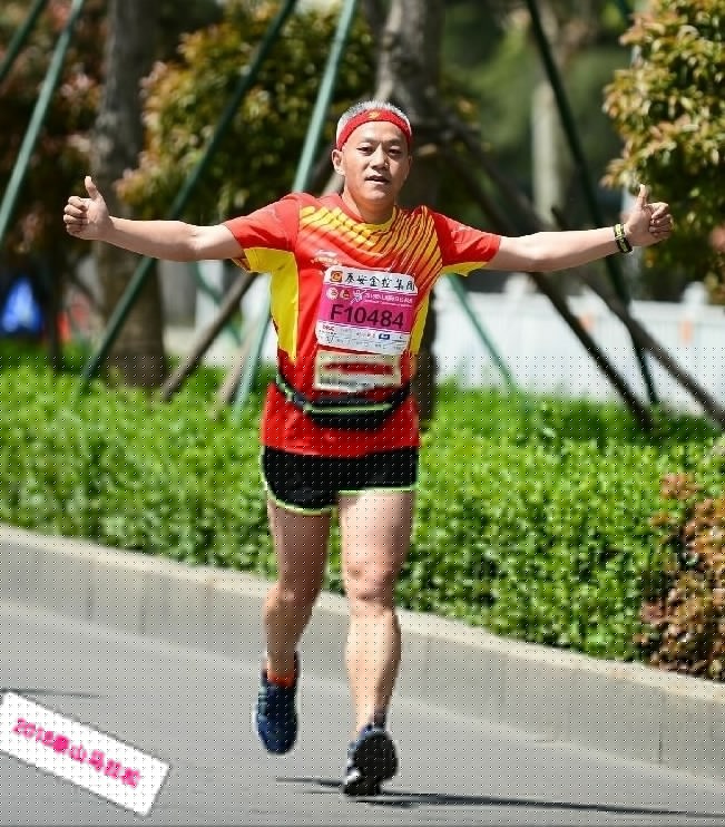 全程500+刘震清2.jpg